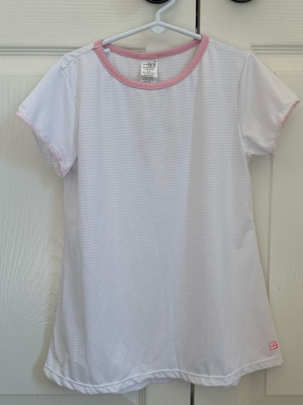 SET Athletics Girls' white with pink trim Short-Sleeve Athleisure Tee size 11/12
